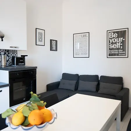 Over Time - Tourist Katánie