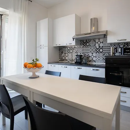 Over Time - Tourist 3* Katánie