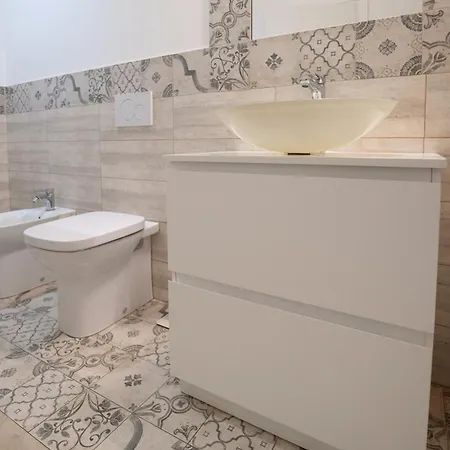 Over Time - Tourist Penzion Katánie