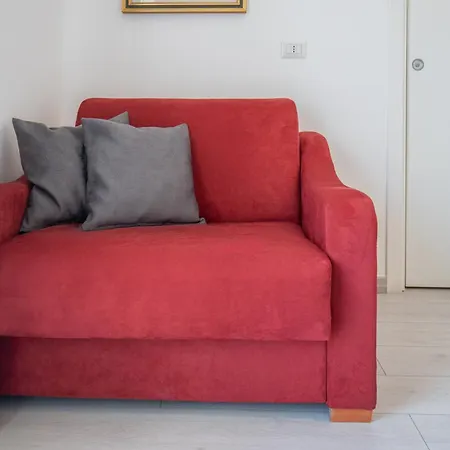 Over Time - Tourist Katánie