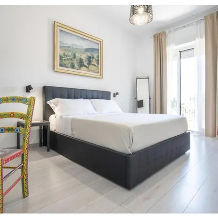 بيت ضيافة Over Time - Tourist