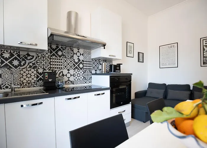 Over Time - Tourist بيت ضيافة