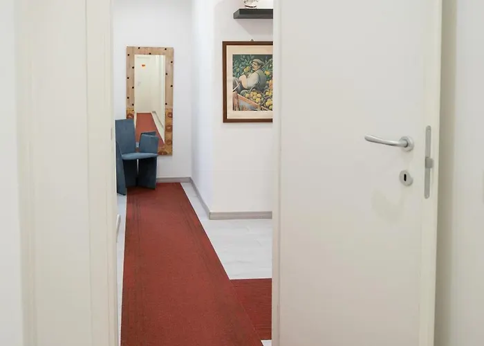 بيت ضيافة Over Time - Tourist