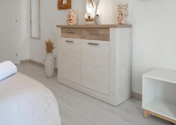 بيت ضيافة Over Time - Tourist كاتانيا