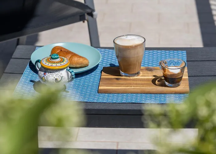 Over Time - Tourist 3* كاتانيا