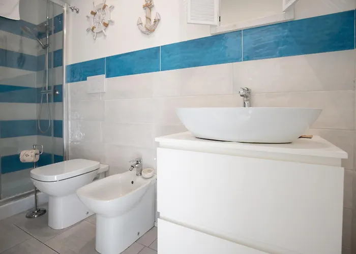 Over Time - Tourist بيت ضيافة كاتانيا